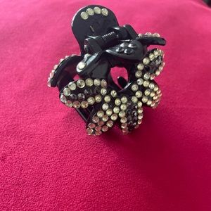 Studded thick hair clip